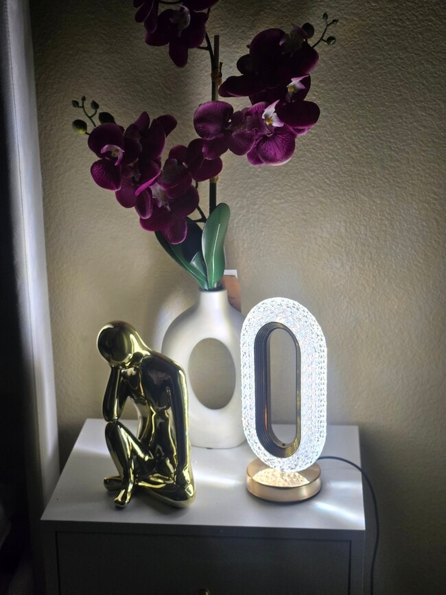 Photo - 4085 Garvey Way