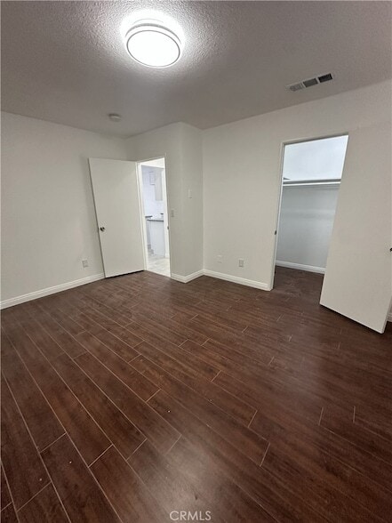 Photo - 9168 G Ave