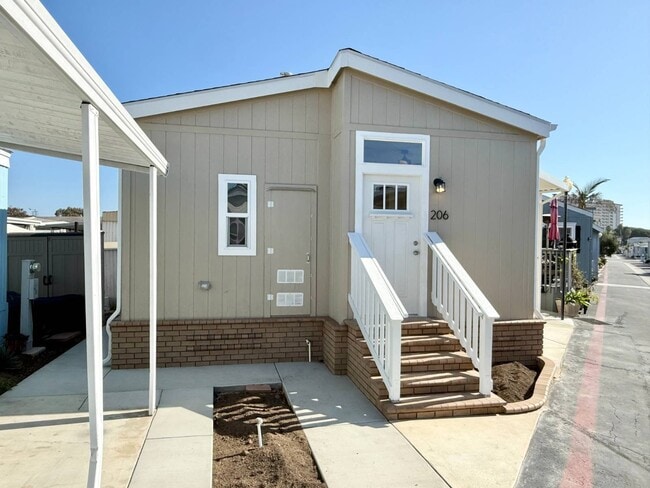 Photo - 80 Huntington St