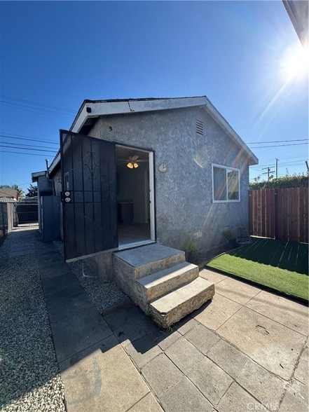 Photo - 1540 W 51st Pl Casa