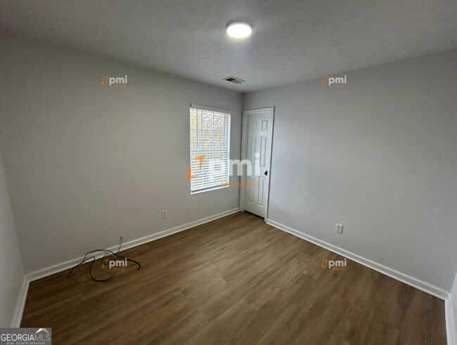 Photo - 304 Klinetop Dr