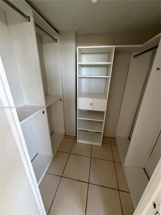 Photo - 1830 Dixieana St Unidad 406