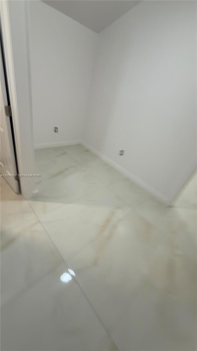 Photo - 1150 SW 9th Ave Unit 1