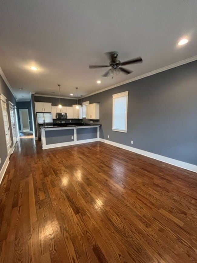 Photo - Spacious 3 Bed/2.5 Single Family Home in the Nations, Off Street Parking w Parking pad, Fenced Yard
