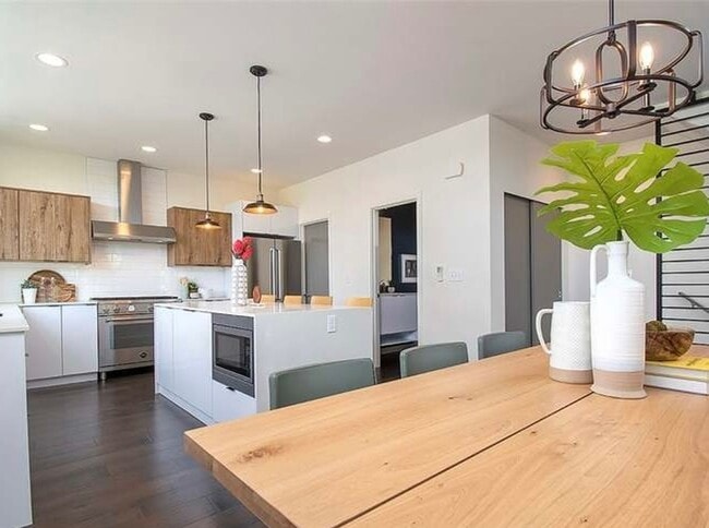 Photo - 4bd/4ba Townhouse in Queen Anne