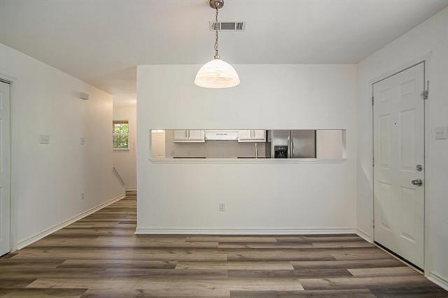 Photo - 2621 Lee Ave