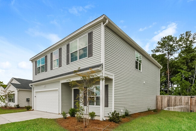 Photo - 247 Clydesdale Cir