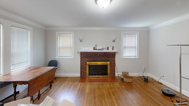 Building Photo - 25 Greycliff Rd Unit 1 Rental
