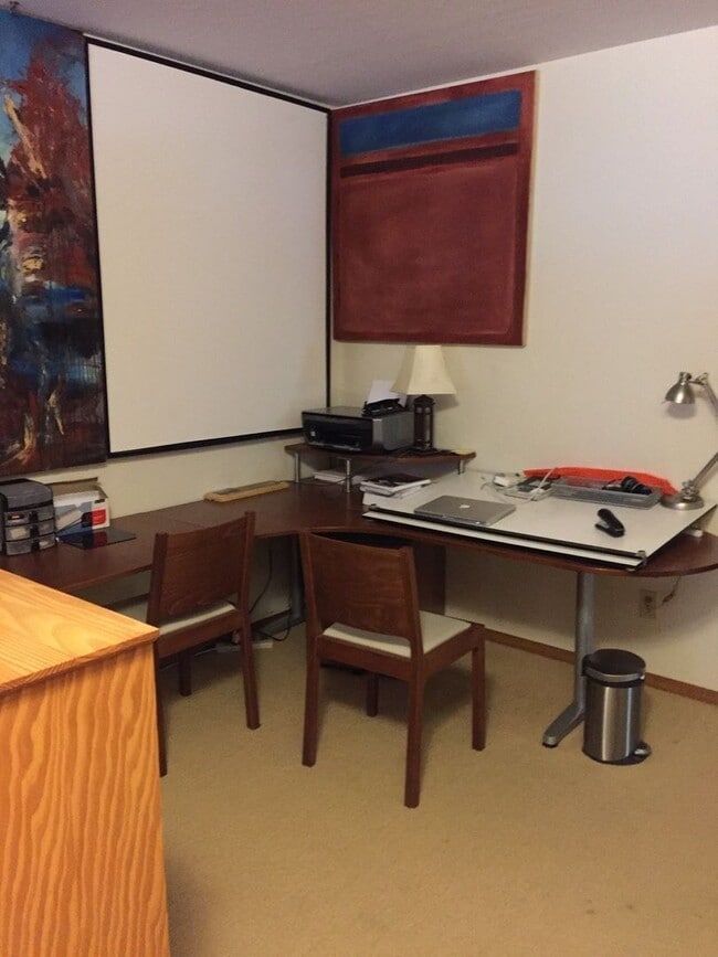 Photo - 2200 W Dickerson St