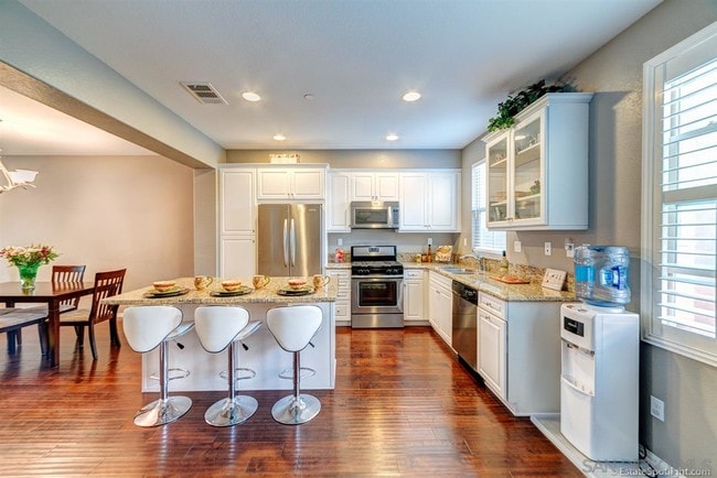 Photo - 1862 Hazel Ct