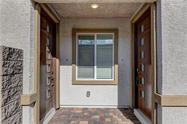 Building Photo - 222 Palisade Fls Ave Rental
