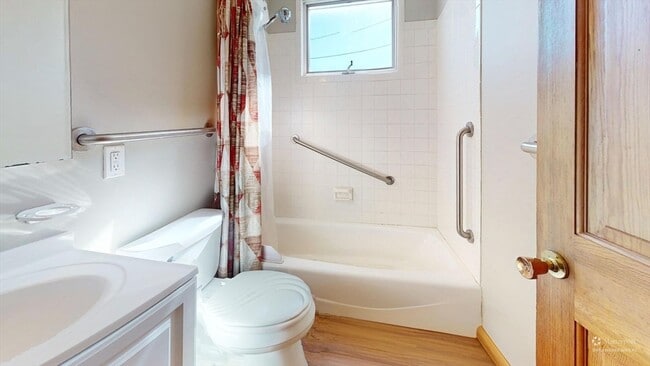 Photo - 12 Lyman St Unidad 1