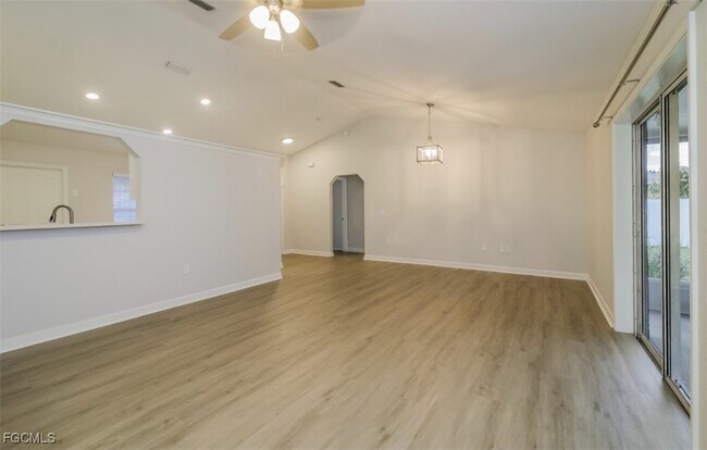 Photo - 3919 SE 2nd Pl