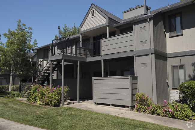 Building Photo - Pepperwood Rental