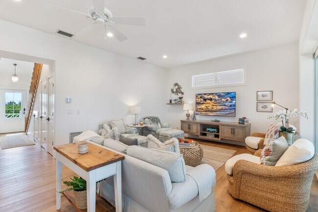 Photo - 570 Gulf Blvd