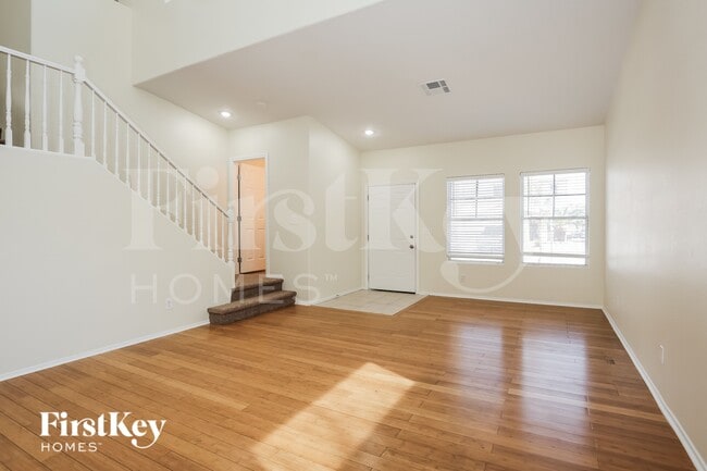 Photo - 4817 Quartz Crest St