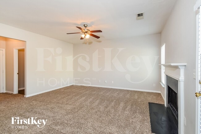 Photo - 4710 Fourth Rail Ln