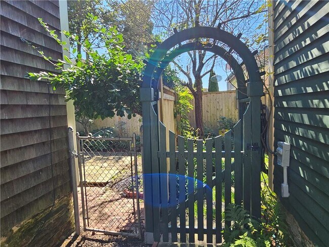 Photo - 10 Cherry St