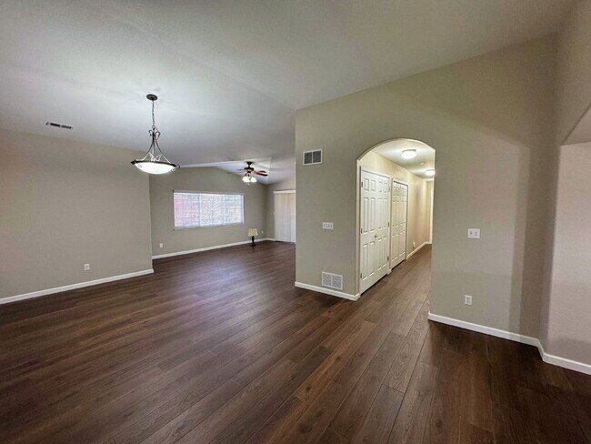 Photo - 9816 W Freiburg Dr Unit H