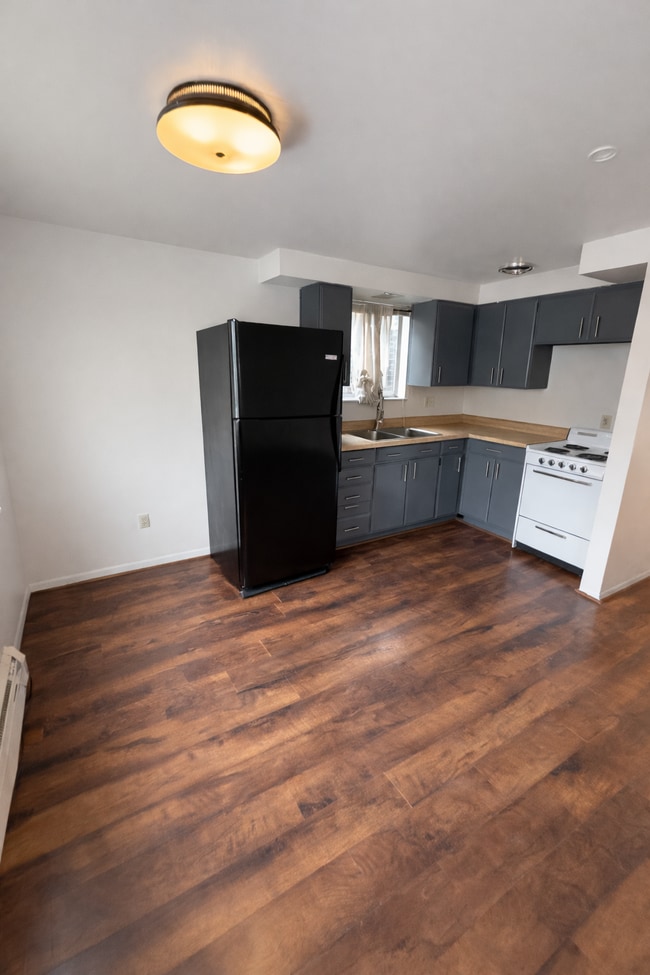 Photo - 50 Maplewood St Unit 2