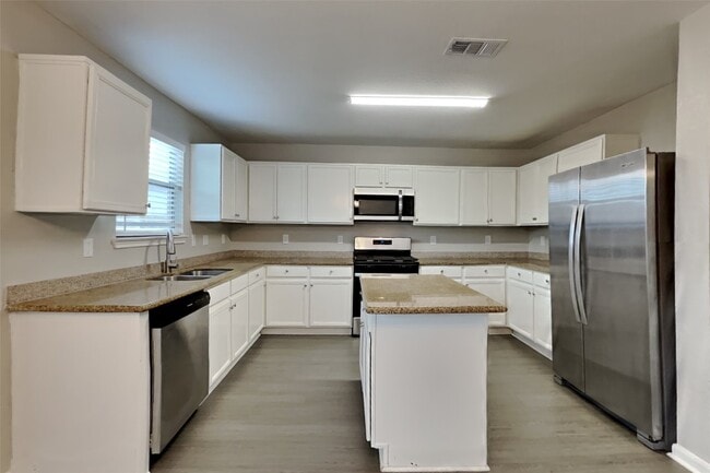 20527 Cypress Gully Dr