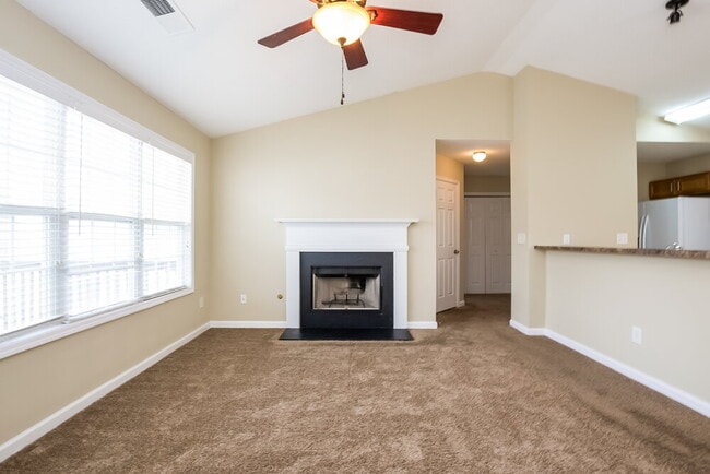 Photo - 200 Greystone Cir