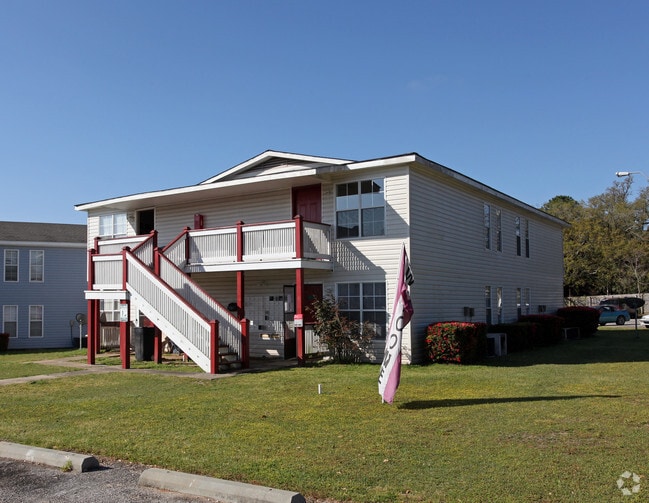 Oak Tree Apartments