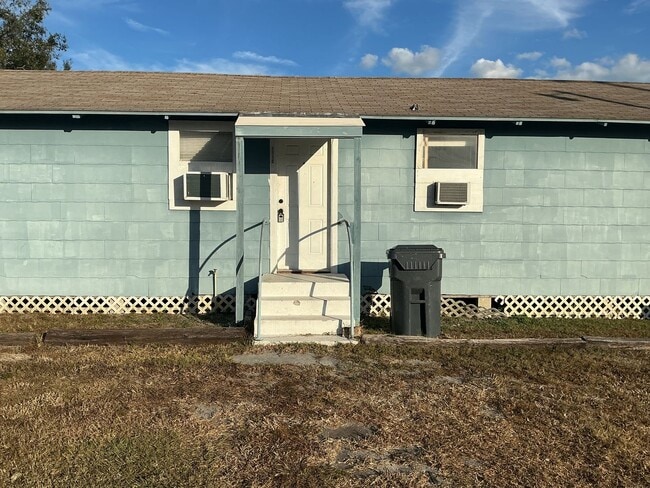 Building Photo - 1108-1112 Pisgah Unit 1110 Pisgah