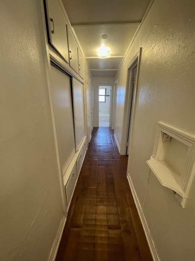 Photo - 2 BED 1 BATH DUPLEX FOR LEASE