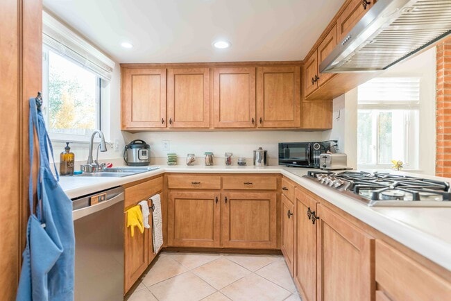 Photo - 2023 Habero Dr