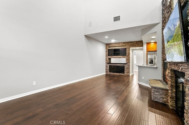 Photo - 84 Meridian Dr