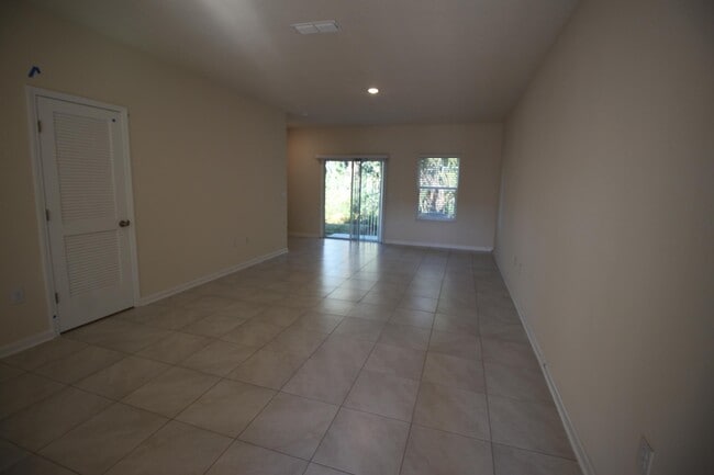 Photo - 9595 Star Dr