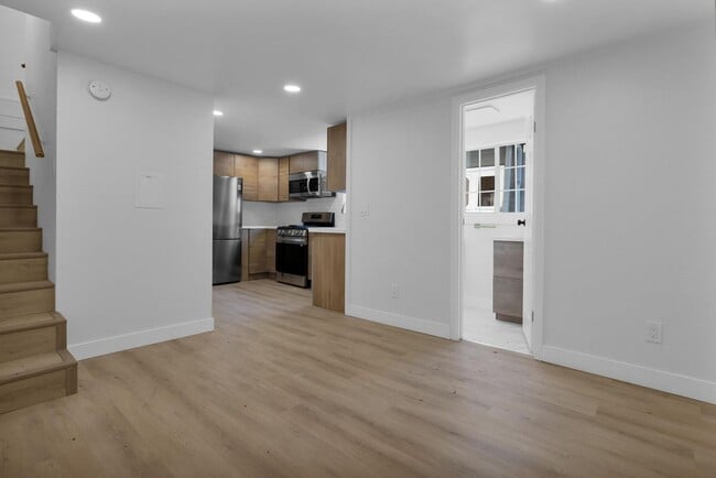 Photo - 4554 North Ave Unit 4552 #7