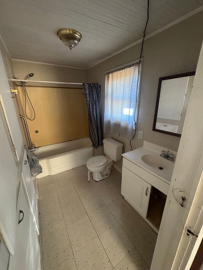 Photo - The “Farm House” - Mount Vernon