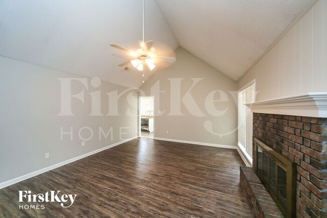 Photo - 4504 Laird Dr