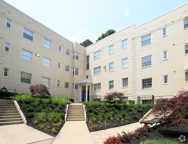 Woodbury Park at Courthouse Apartamentos Para alquiler en