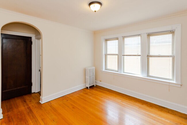 Photo - 4835 N Hoyne Ave Unit 2B