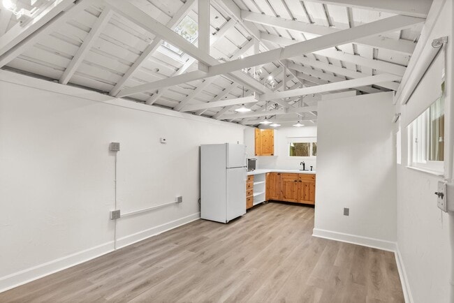 Photo - Cozy Studio in West Linn