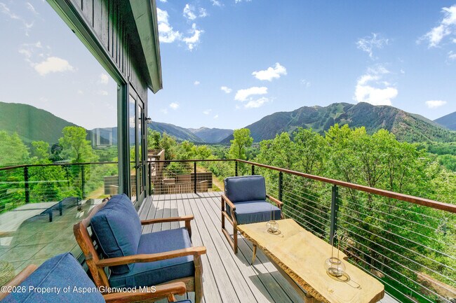 Photo - 182 Bennett Pl