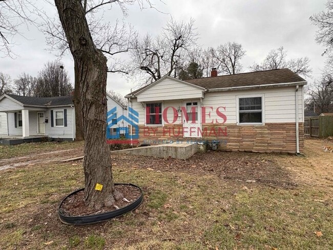 Photo - Two Bedroom House | Detached Garage