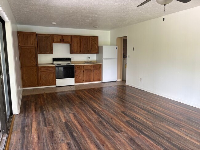 Photo - Hillside Apartments Unit 318