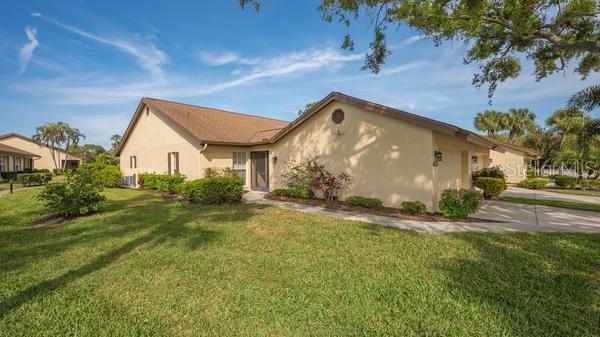 5905 Doral Dr