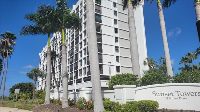 Building Photo - 11 Sunset Dr Unit 304