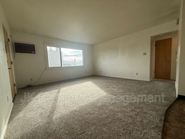 Photo - 1223 Smelter Ave NE Unit #04