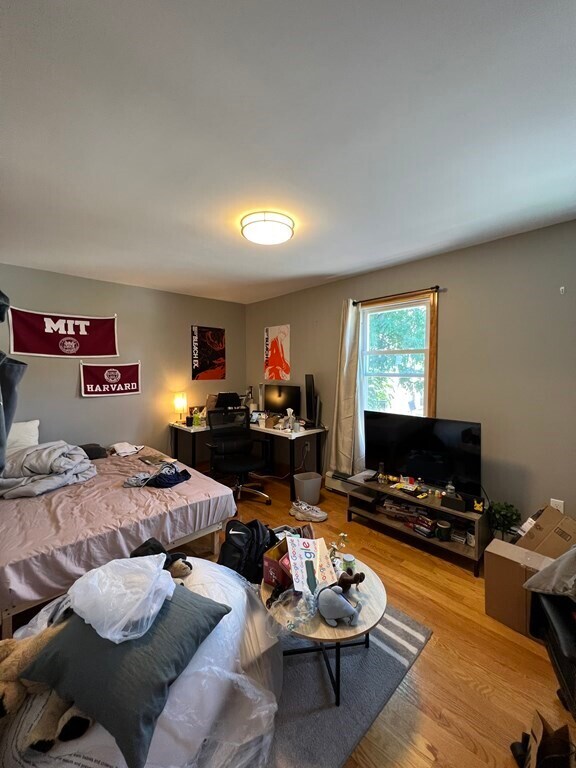 Photo - 180 Windsor St Unidad 179