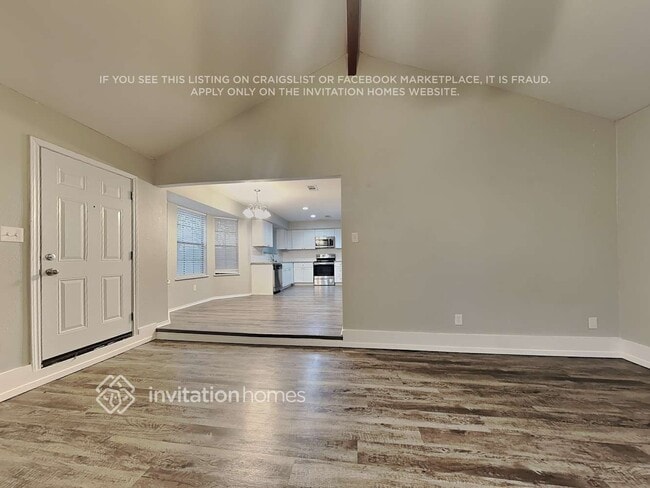 Photo - 717 Lynne Ln