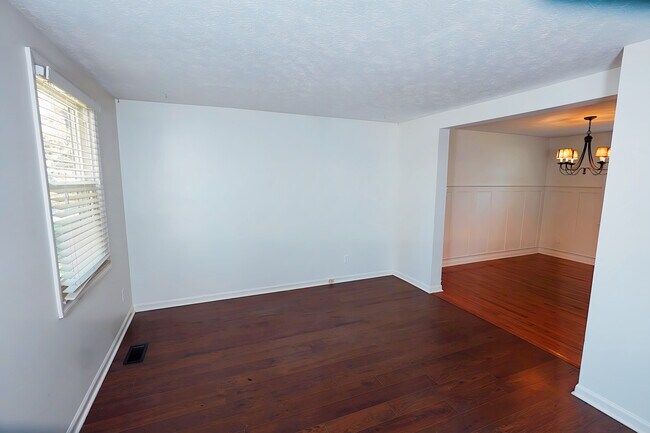 Photo - 8711 Blessing Dr