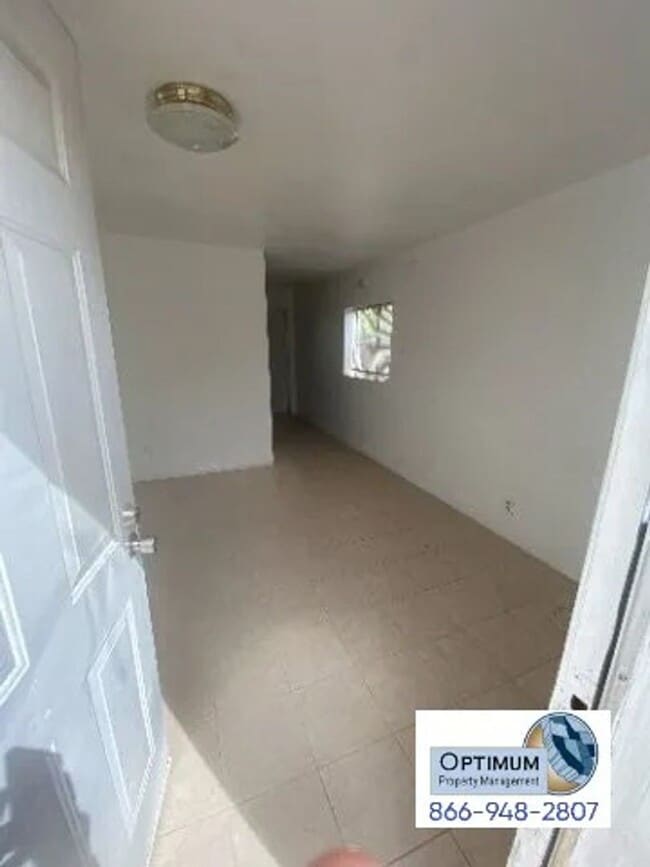 Photo - Spacious 1-Bedroom, 1-Bathroom Apartment w... Unit 165 W. O Street  C