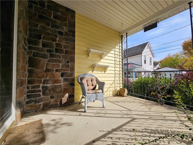 Photo - 54 Bemis Ave