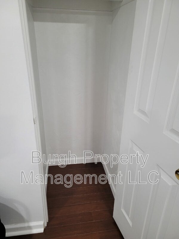 Photo - 2206 Woodstock Ave Unit 1